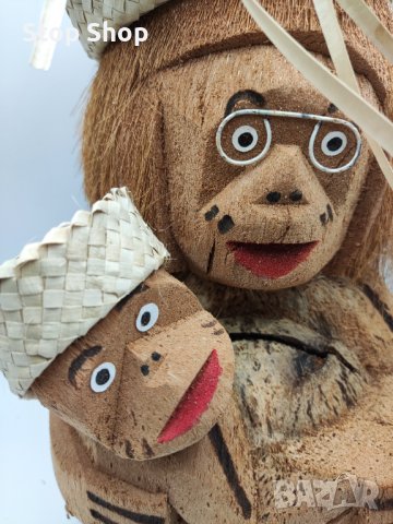 Голяма кокосова касичка за пари,стотинки , снимка 2 - Статуетки - 37788501