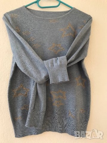 Пуловерче със звезди - М размер, снимка 1 - Блузи с дълъг ръкав и пуловери - 27743761