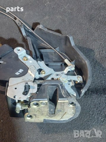 Предна Дясна Брава - Ключалка Лексус ИС200 N, снимка 5 - Части - 44079814