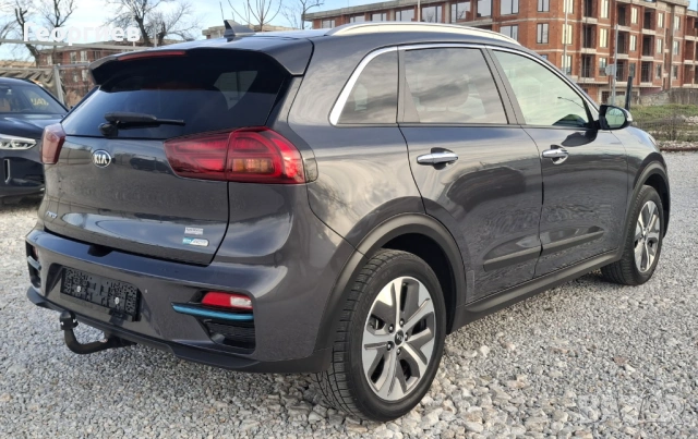 KIA e-Niro EV 64kWh ExecutiveLine full electric 204PS, снимка 5 - Автомобили и джипове - 53205693