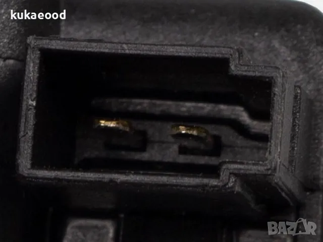 Мотор за заключване на резервоар за Opel Corsa D, снимка 3 - Части - 49060372