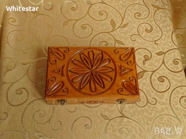 Дърворезбована кутийка - ковчеже за ценности, снимка 2 - Декорация за дома - 47906846