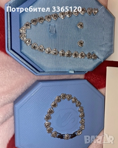 Ariana Grande x Swarovski Crystal Heart set, снимка 3 - Бижутерийни комплекти - 52968683