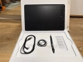 Графичен таблет Wacom Intuos Pro, снимка 3
