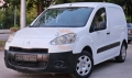 Фар за Peugeot Partner от 2012 до 2015 год. - Пасажерска страна, снимка 2