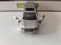 Метална количка Toyota Land Cruiser V8 Siku мащаб 1:55, снимка 9