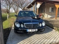 Mercedes-Benz E 320, снимка 1