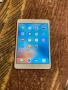 Продавам iPad mini 2 , снимка 1
