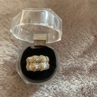 Бутиков златен пръстен, снимка 1 - Пръстени - 41267844