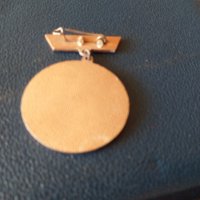 Медал ГДР цвят бронз  POKALWETTKAMPF , снимка 4 - Колекции - 27885882