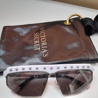 Дамски слънчеви очила Victoria Secret, снимка 1 - Слънчеви и диоптрични очила - 32576239