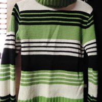 Пуловер М, снимка 1 - Блузи с дълъг ръкав и пуловери - 32890979