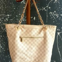 Louis Vuitton кожена чанта, снимка 8 - Чанти - 39829093