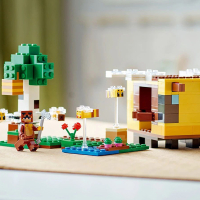 НОВИ! LEGO® Minecraft™ 21241 Къщата на пчелите, снимка 8 - Конструктори - 44875185