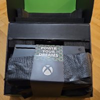 XBOX Series X 1TB SSD перфектна Х бокс 1ТБ конзола с диск и джойстик, снимка 5 - Xbox конзоли - 43383001