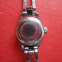Немски дамски часовник Isoma 17 Jewels Automatic, снимка 6 - Дамски - 43526476