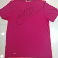 Nike мъжка спортна тениска, снимка 1 - Спортни дрехи, екипи - 37104995