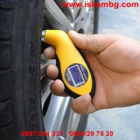 Дигитален манометър за гуми , снимка 2 - Аксесоари и консумативи - 28386516