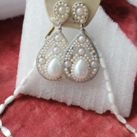 🆕 НОВИ Бели перлени обеци с винтчета, снимка 11 - Обеци - 39952511