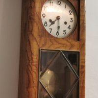 Немски стенен часовник Юнгханс., снимка 1 - Антикварни и старинни предмети - 28791020