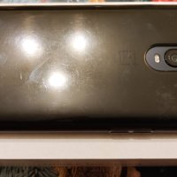 OnePlus 6T с кутия, зарядно, стъклен протектор и два калъфа, снимка 3 - Други - 43839140
