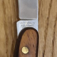 Джобен овощарски нож VICTORINOX орех, снимка 3 - Ножове - 44120382