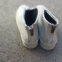 Дамски/детски обувки 38 номер , снимка 3 - Дамски ежедневни обувки - 43006579