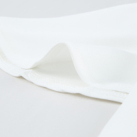 Дамска блуза в бял цвят с V-образно деколте и къси ръкави, снимка 5 - Други - 44862422