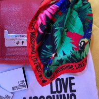 Оригинална чанта Love Moschino, снимка 3 - Чанти - 28336622