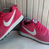 ''Nike MD Runner 2 ''оригинални маратонки 39 номер, снимка 1 - Маратонки - 29004396