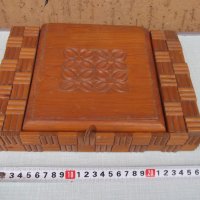 Кутия дървена резбована - 1, снимка 1 - Други ценни предмети - 27434118