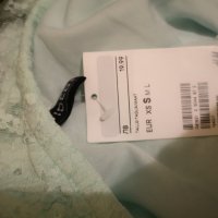 Нов H&M - 50% кроп топ морско зелен дантелен S размер, снимка 3 - Корсети, бюстиета, топове - 32522633