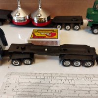Малки камиончета мащ.1/87, снимка 3 - Колекции - 42947753