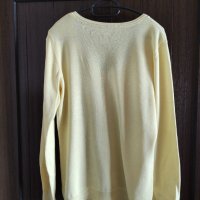 Пуловер с остро деколте, светло жълт цвят на Esmara , снимка 3 - Блузи с дълъг ръкав и пуловери - 38297872