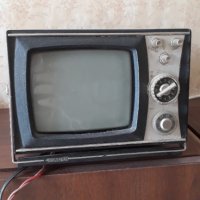 Стари телевизори, снимка 2 - Телевизори - 28730388