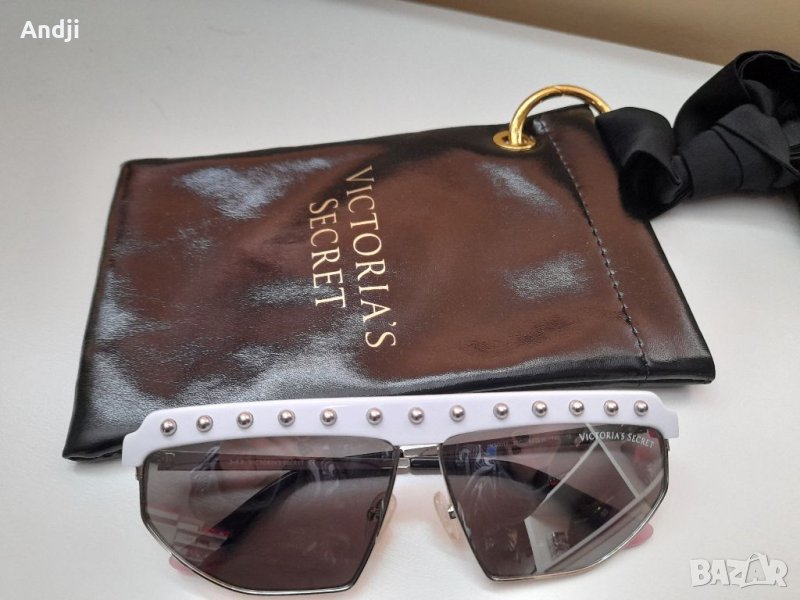 Дамски слънчеви очила Victoria Secret, снимка 1