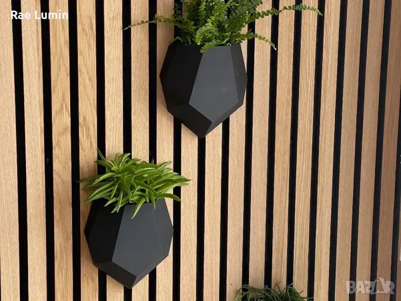 Кашпа за стена, снимка 1