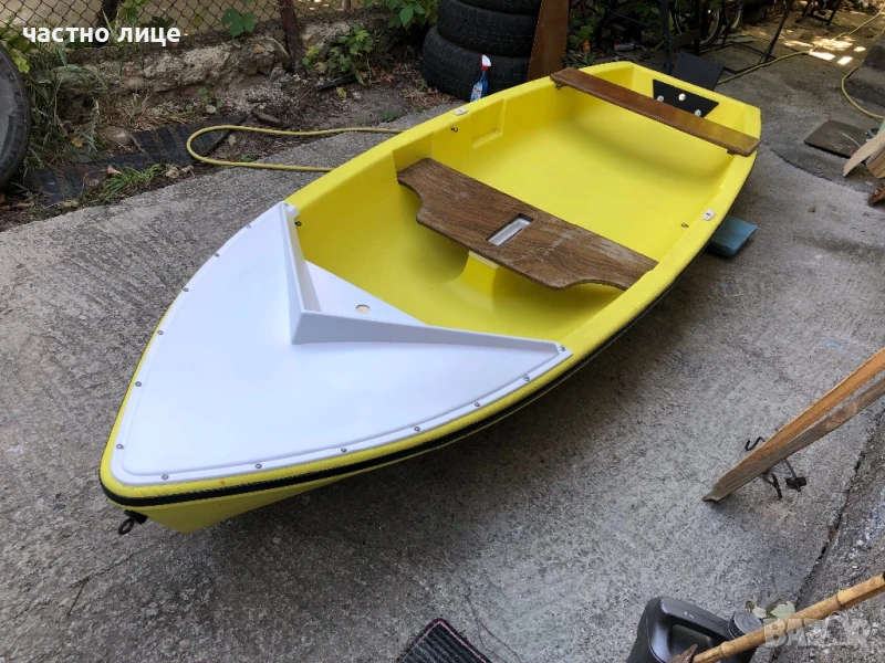 Ветроходна лодка, снимка 1