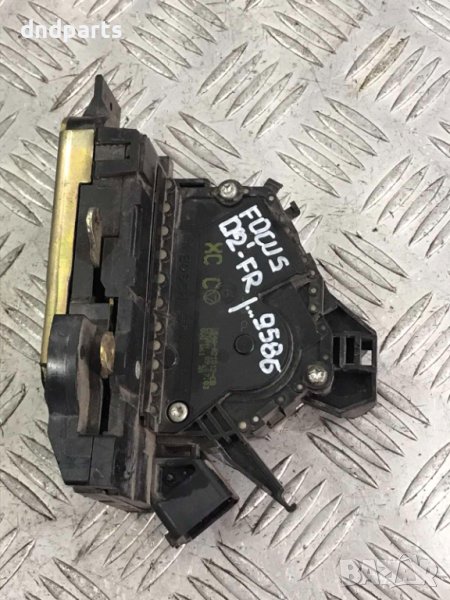 Предна дясна брава Ford Focus,2001г., снимка 1