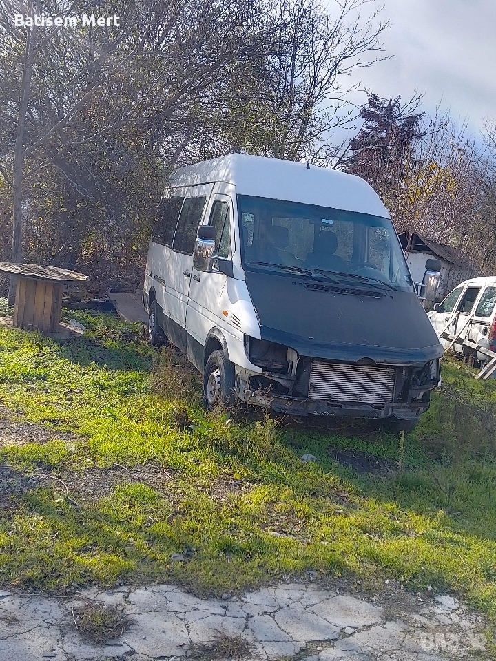 За части , снимка 1