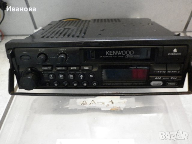 Продавам авторадиокасетофон KENWOOD KCR 787d, снимка 1