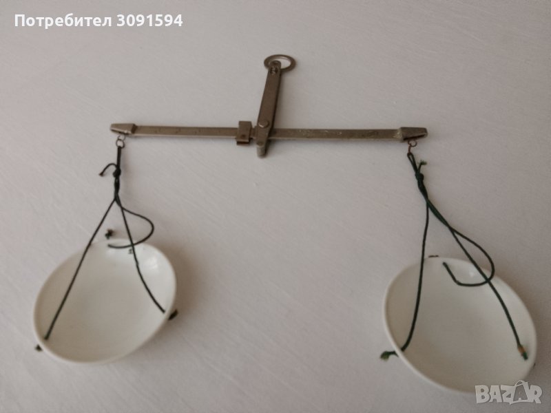 Стара аптекарска везна , снимка 1