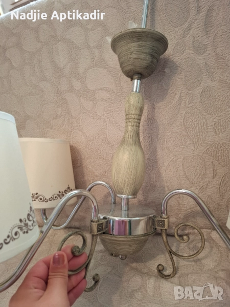 Запазен полилей с красиви орнаменти, снимка 1