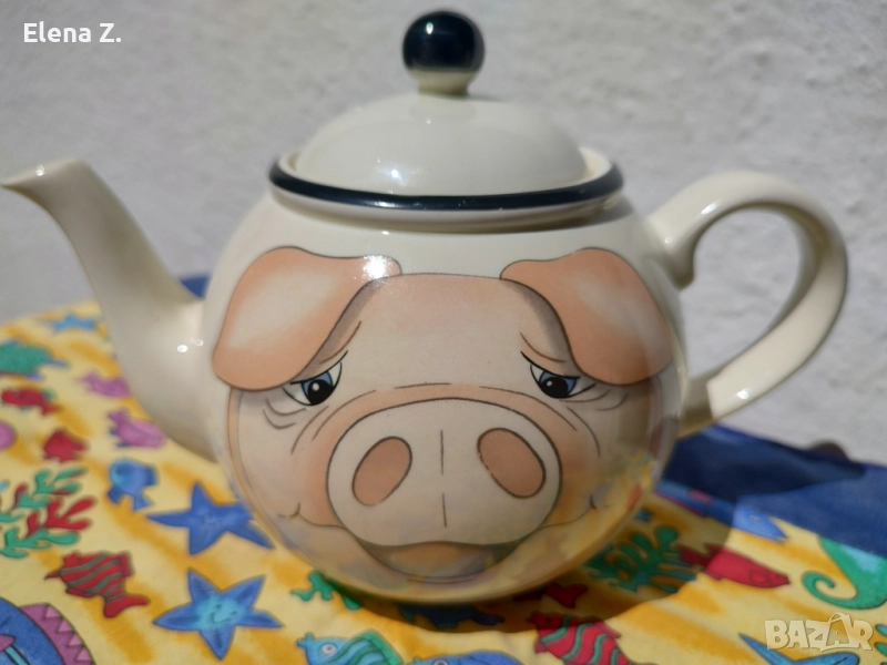 Винтидж чайник Back to Front Pig на Arthur Wood, снимка 1