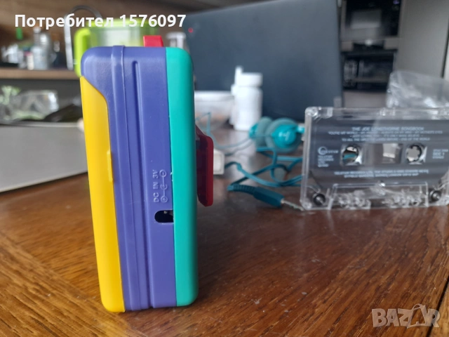 Работещ Casio AS-41 портативен стерео касетофон тип Walkman / Уокмен / Уолкмен, снимка 4 - Други - 53404965