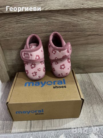 Бебешки пантофи Mayoral 20 номер, снимка 1 - Бебешки обувки - 43660047
