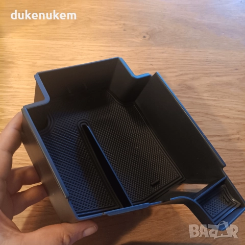 Органайзер за подлакътник Volvo XC60 XC90 V60 S60 V90 S90 2018–2025, снимка 9 - Аксесоари и консумативи - 52638279