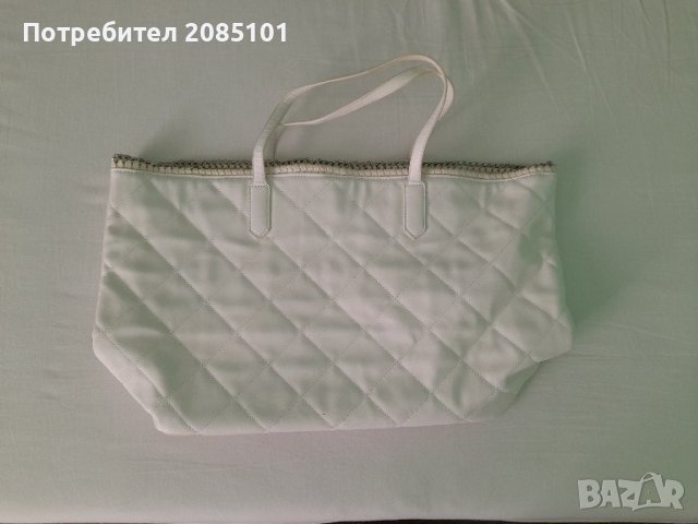 Бяла дамска кожена чанта, снимка 1 - Чанти - 43941643