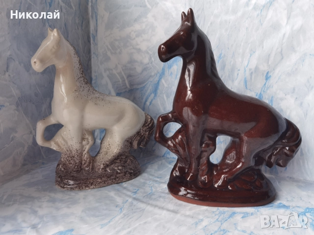 Лот Порцеланови Керамични Коне Кон