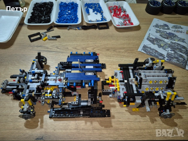Нов Bugatti Chiron Lego 1:8 3599pcs., снимка 9 - Колекции - 53524846
